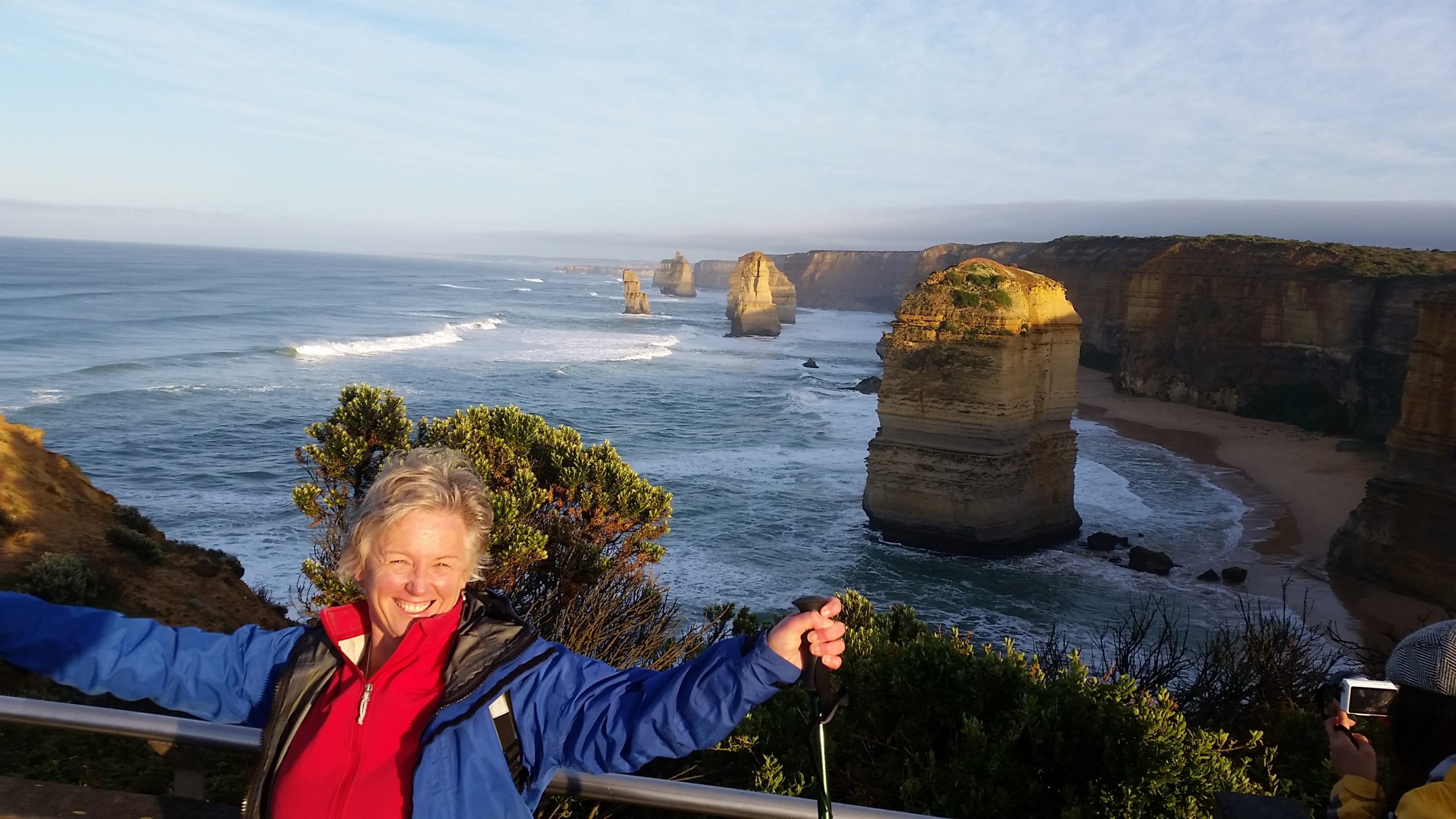 https://mountainous-airport.flywheelsites.com/wp-content/uploads/2021/06/Susie-driver-at-12-Apostles-scaled.jpg